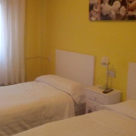 Pension Room Pamplona Kültér fotó