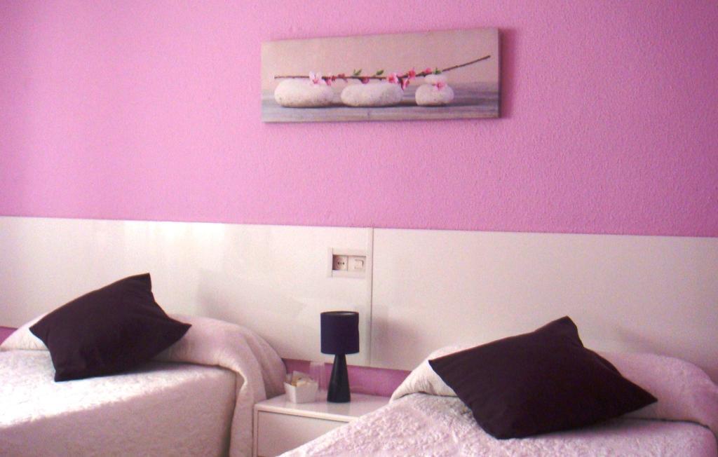 Pension Room Pamplona Szoba fotó